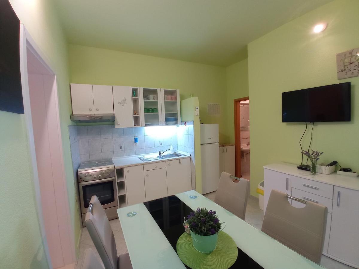 Apartment Igraliste Mirakul Seget Vranjica Esterno foto